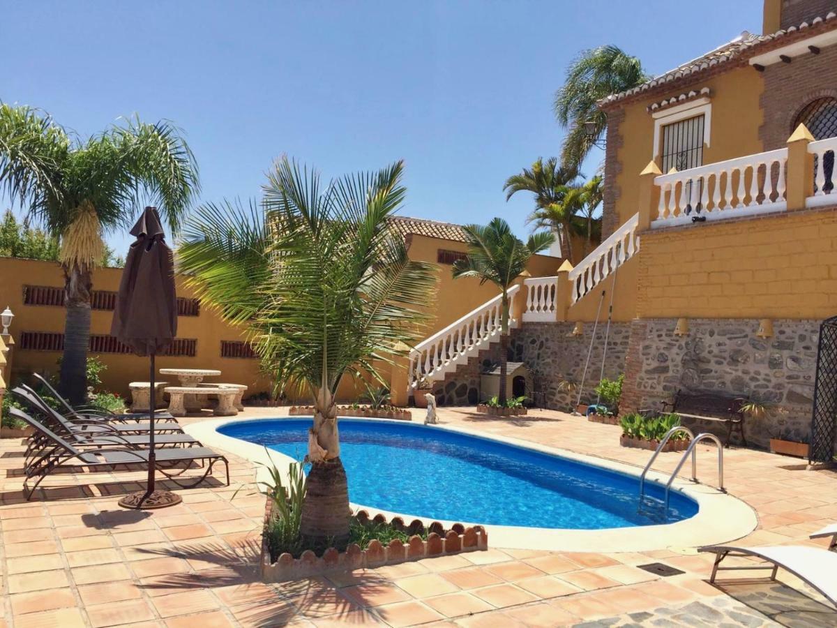 Chalet Con Piscinas Y Vistas De Ensueno Almuñécar Εξωτερικό φωτογραφία