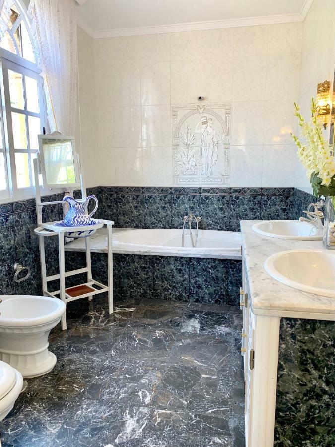 Chalet Con Piscinas Y Vistas De Ensueno Almuñécar Εξωτερικό φωτογραφία